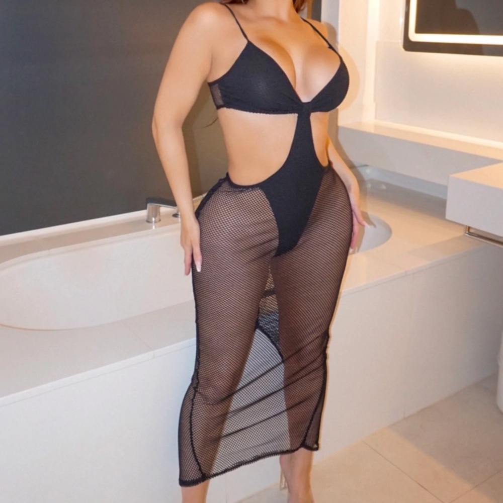 Fashion nova mansion party maxi dress NWT black